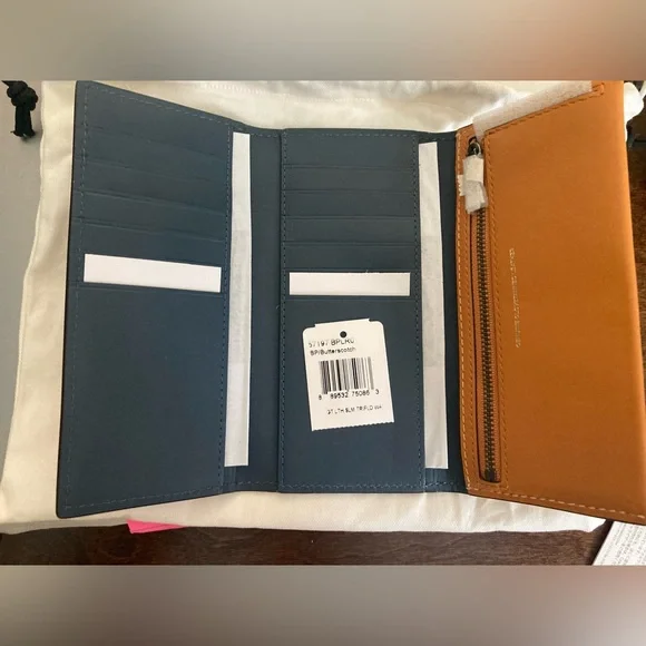 Coach Slim Trifold Wallet Style #57197, Butterscotch - Picture 3 of 6